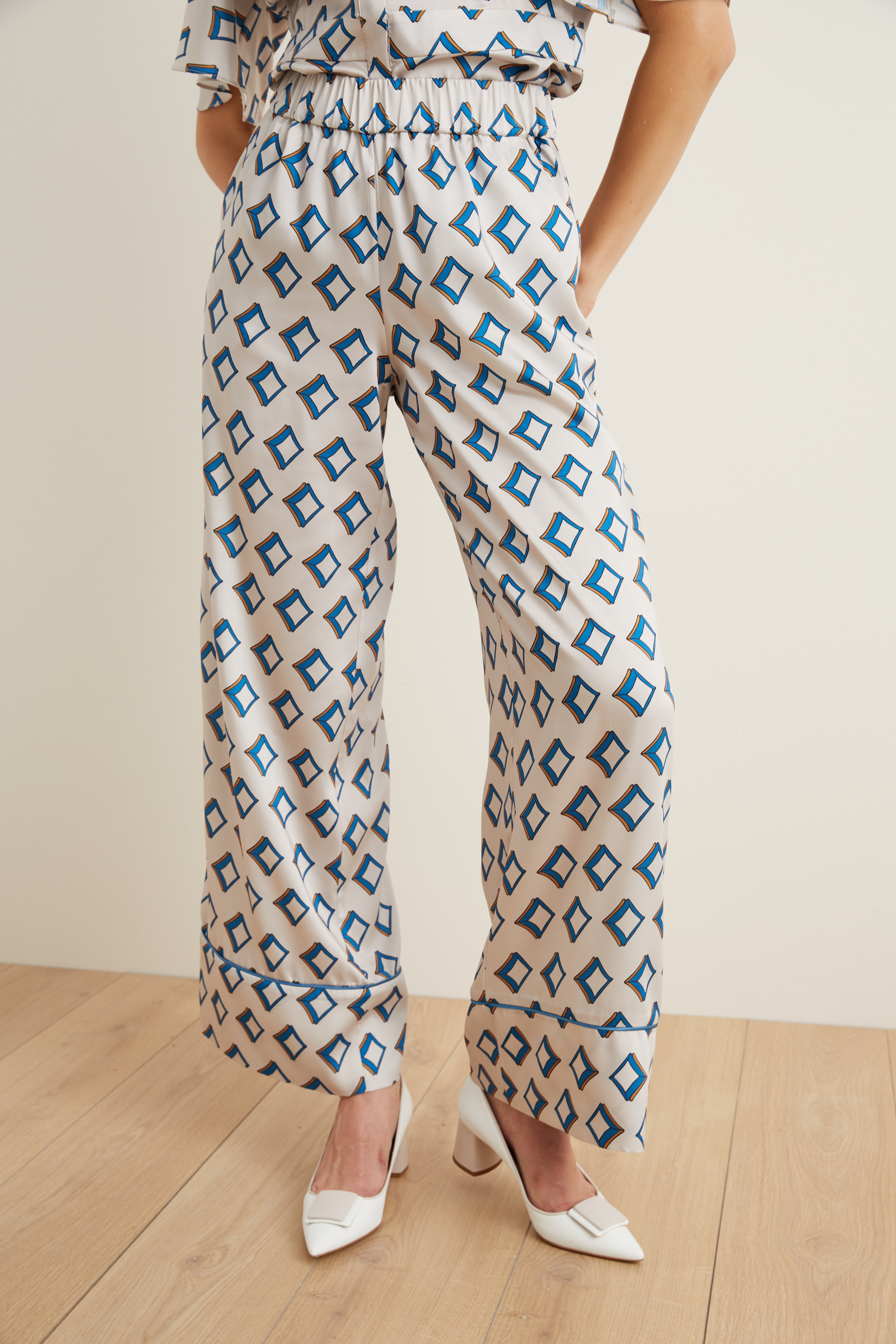 Adl Beli Lastikli Pijama Pantolon. 5